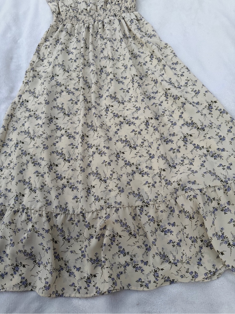 SHEIN Cream Maxi Dress with Blue Floral Print Size M - Picture 6 of 12